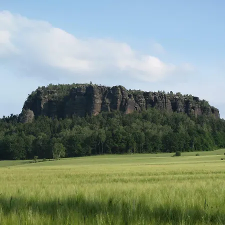 Гостевой дом Schraegers Кёнигштайн-ан-дер-Эльбе